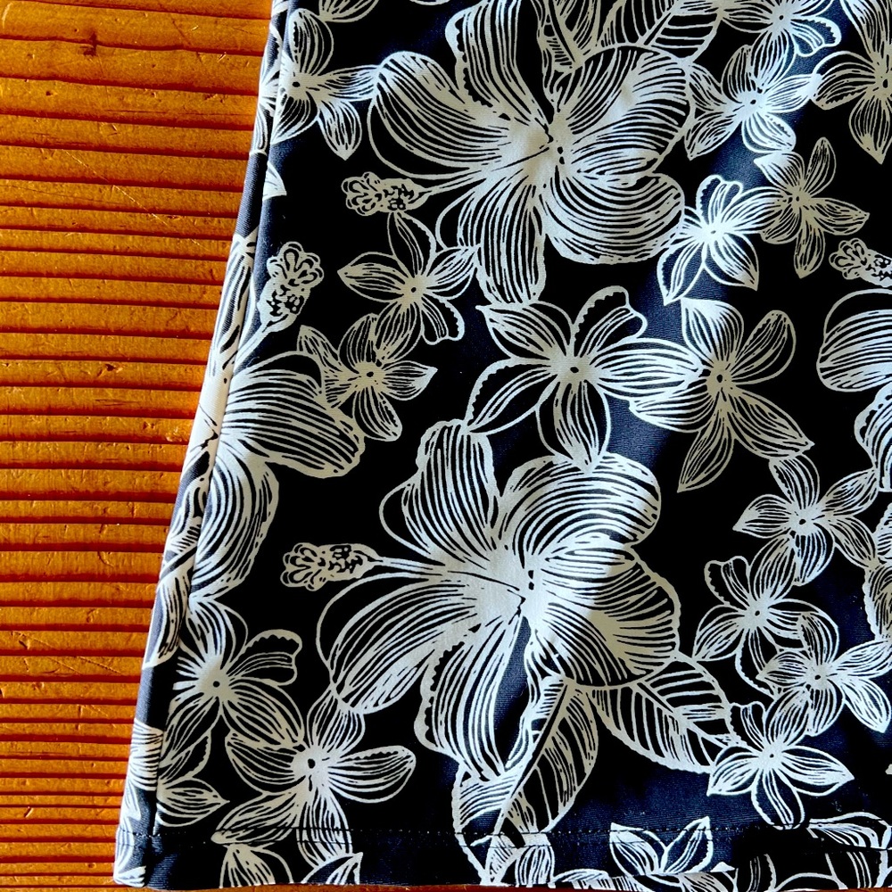Athleta Swimming Top - Picture 6 of 6